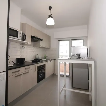 Apartment Lva - Location Vacances Azur Vallauris